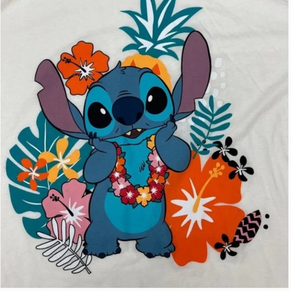 Disney Stitch Short Sleeve Tee T-Shirt Plus Size 2X White multi New - Picture 2 of 6